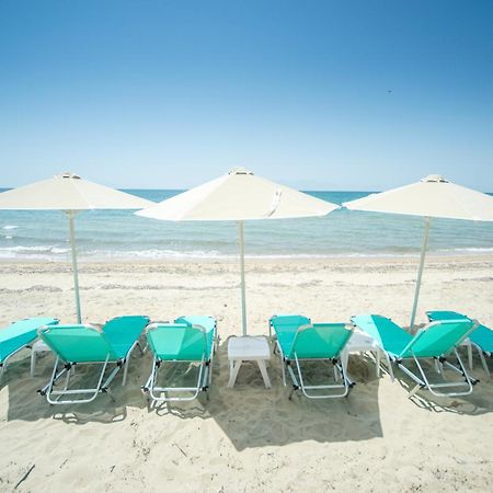 Summerday Villa Private Beach Nea Iraklia Exterior foto