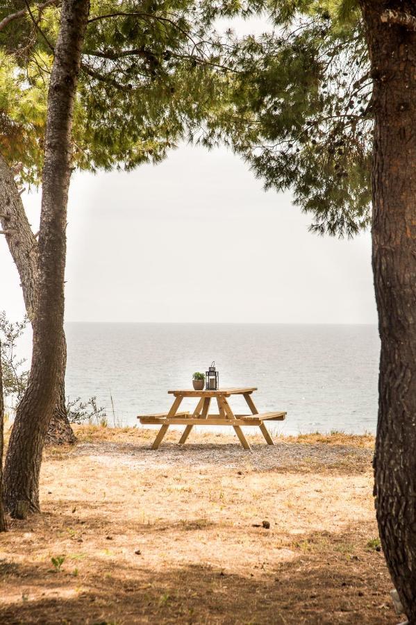 Summerday Villa Private Beach Nea Iraklia Exterior foto