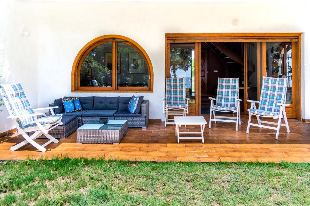 Summerday Villa Private Beach Nea Iraklia Exterior foto