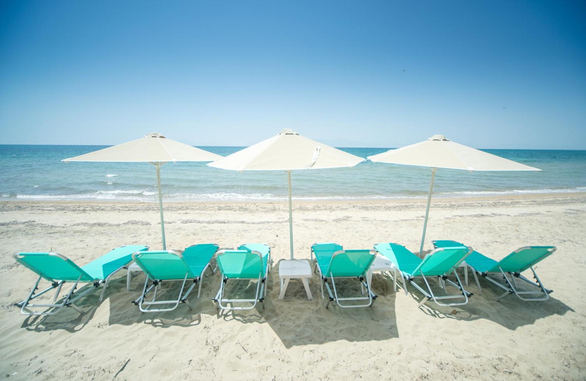 Summerday Villa Private Beach Nea Iraklia Exterior foto